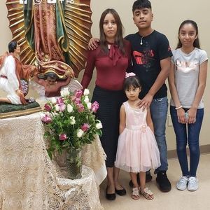 Meet your Posher, Mireya